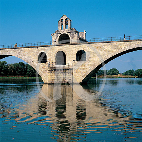 Pont St-Bénézet mit Chapelle St. Nicolas, Avignon, Vaucluse, Pro