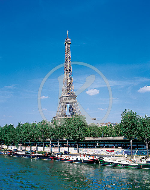 Eiffelturm und Seine, Paris