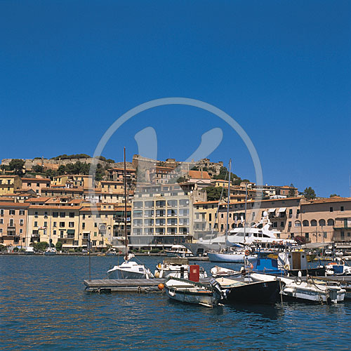 Hafenanlage von Portoferraio, Insel Elba, Italien