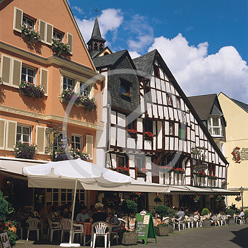 Fachwerkhäuser, Bernkastel-Kues, Rheinland-Pfalz,  Mosel, Deutsc