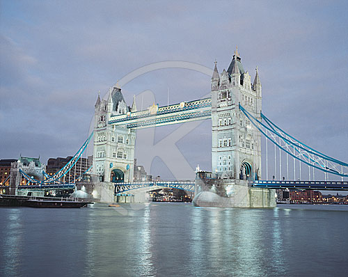 Tower Bridge und Themse, London, England, Großbritannien