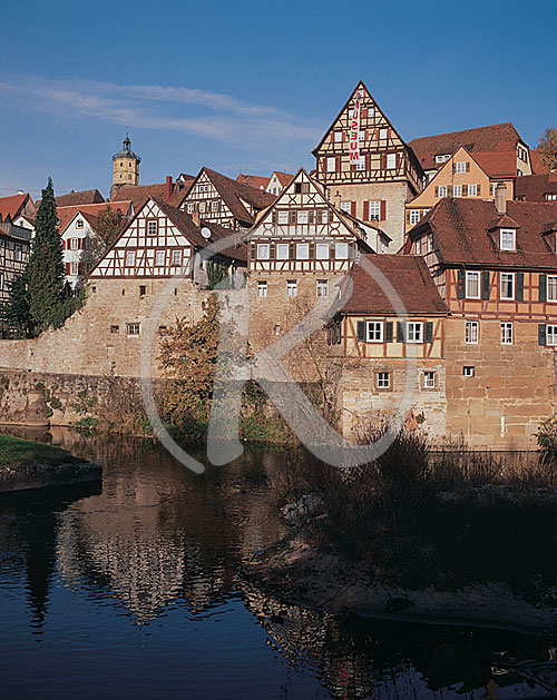 Altstadthäuser am Kocherufer, Schwäbisch Hall, Baden-Württemberg