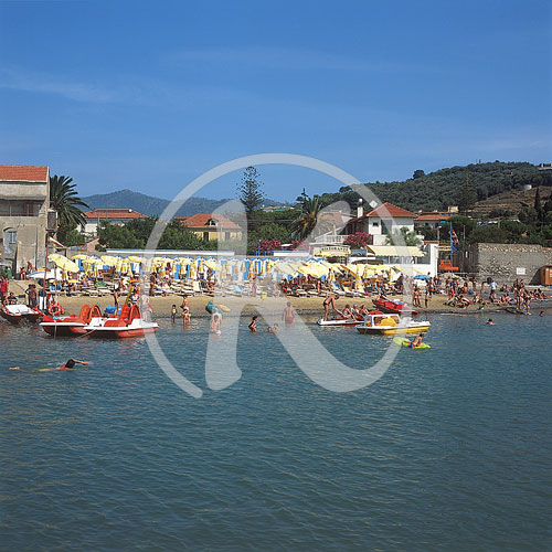 Strand, Cervo, Ligurien, Blumenriviera, Riviera di Ponente, Ital