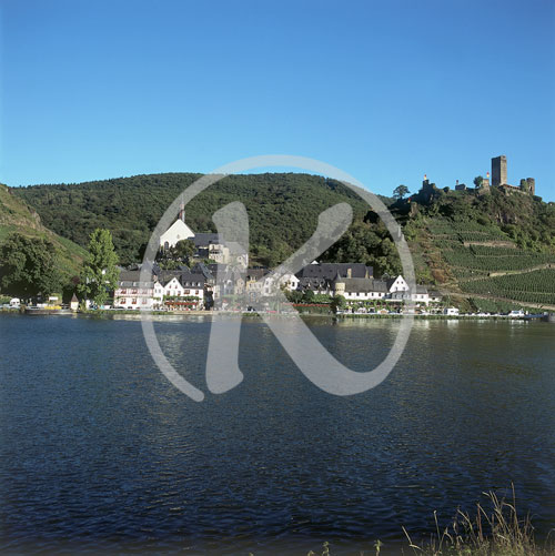 Burgruine Metternich und Mosel, Beilstein, Rheinland-Pfalz, Deut
