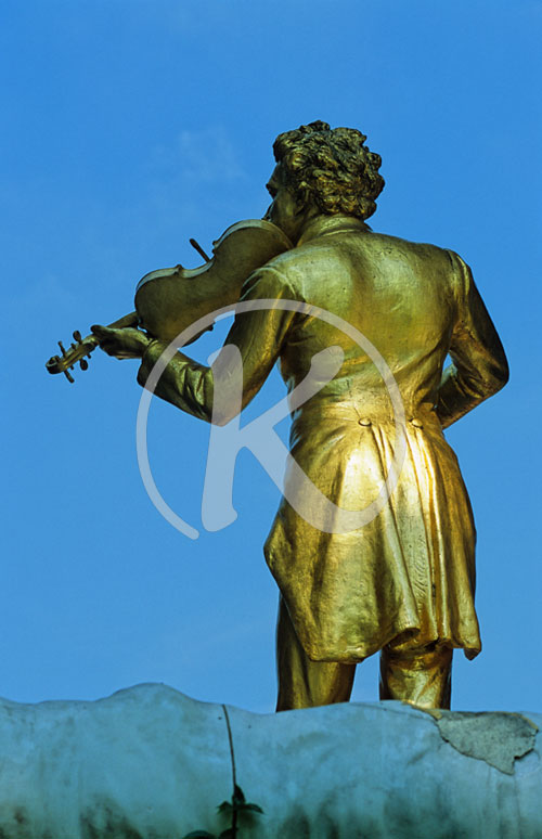 Johann Strauß Denkmal, Bronzestatue, Stadtpark, Wien, Österreich