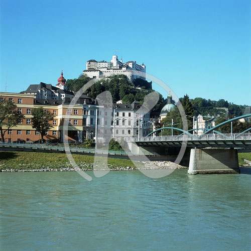 Festung Hohensalzburg und Salzach, Salzburg, Salzburger Land, Ös