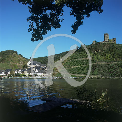Burgruine Metternich und Mosel, Beilstein, Rheinland-Pfalz, Deut