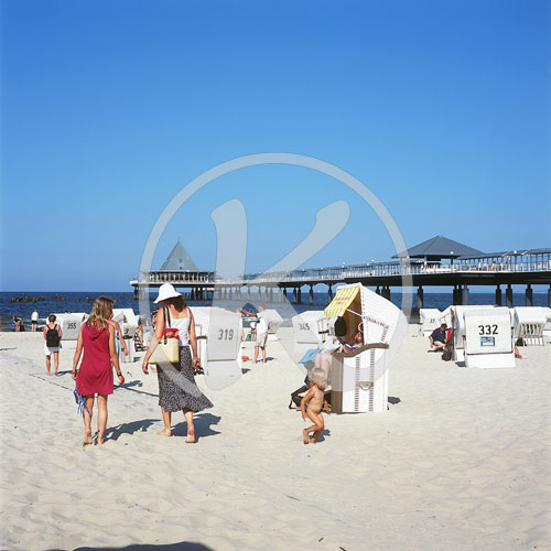 Seebrücke und Strand, Seebad Heringsdorf, Insel Usedom