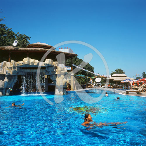 Bulgarien, Swimmingpool am Strand, Goldstrand/Golden Sands/Zlatn