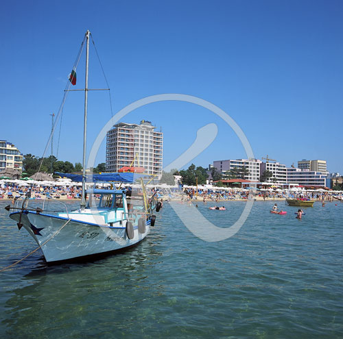Bulgarien, Segelboot am Strand, Sonnenstrand/Slunchev Briag/Sunn