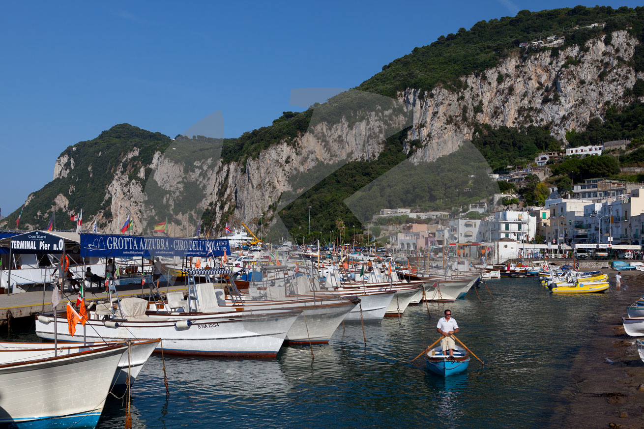 Ausflugsboote, Marina Grande,, Capri-Stadt, Insel Capri, Italien