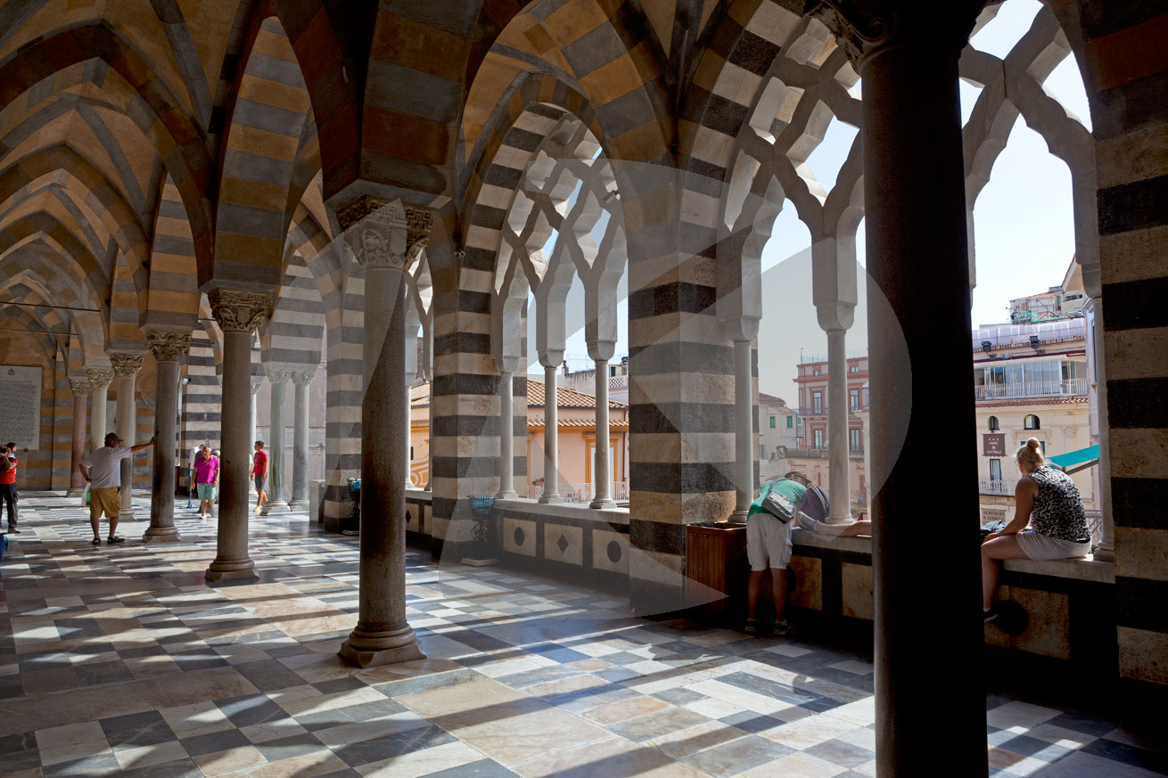 Säulengang, Dom, Amalfi, Amalfiküste, Italien